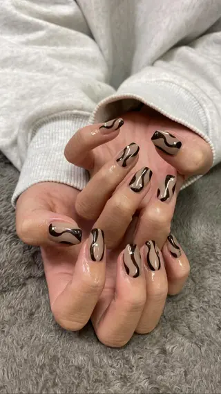 セミロング カラー ネイル tetty nailsalonのネイルデザイン