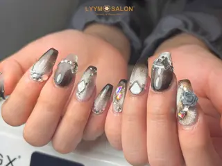 ネイル LYYM Salon Miraのネイルデザイン