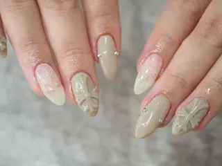 ネイル glaNje shioriのネイルデザイン
