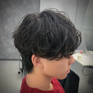 ミディアム パーマ メンズ メンズ♱ハイトーン♱ ウルフʜᴀʀᴜᴋᴀのヘアスタイル