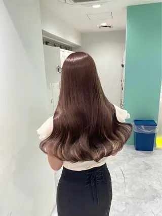 カラー 🍀ブラウンベージュ sakura🍀のヘアスタイル