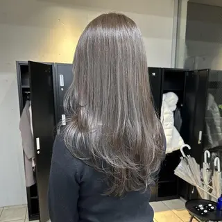 カラー セミロング 透明感🪽艶カラー☆ トレンドヘア✨のヘアスタイル