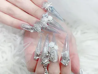 ネイル yukina 長さ出しネイル専門店のネイルデザイン