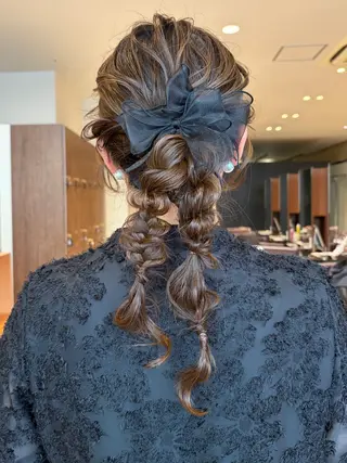 ヘアアレンジ ルナ|大人レイヤー| 白髪ぼかしハイライトのヘアスタイル