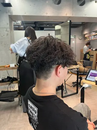 パーマ メンズ メンズカット パーマ飯野友喜のヘアスタイル
