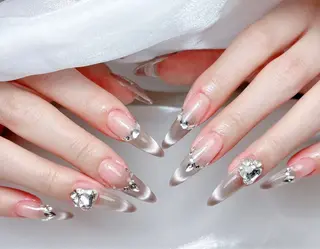 ネイル 🎀M nails✨ ビューティーのネイルデザイン