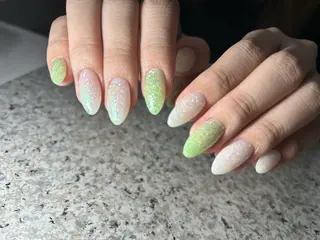 ネイル nailroom sb𓈒𓂂𓏸のネイルデザイン