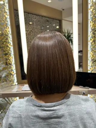 カラー シオザワ ヒロキのヘアスタイル
