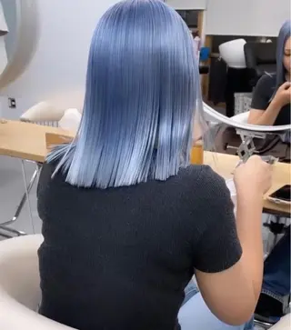 ミディアム 💜Noa /艶髪ハイトーン💫のヘアスタイル