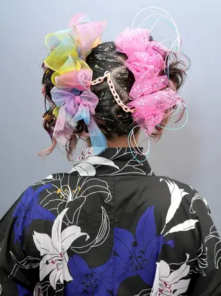 ミディアム ヘアアレンジ 推し活専用 【派手髪】飯野ゆかりのヘアスタイル