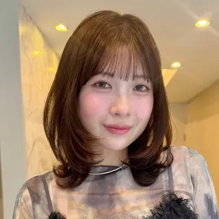 ミディアム カラー 顔周りレイヤー꙳⋆ ミディアム⌇SAKIのヘアスタイル