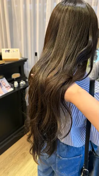 カラー 𝖱𝖾𝗇 ୨୧ 𝖫𝗎𝖺𝗇𝖺のヘアスタイル