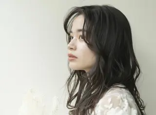 セミロング KAI RIKAのヘアスタイル