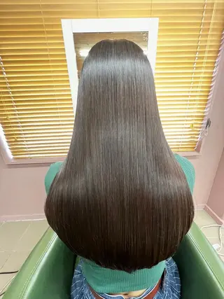 ロング 年間1500人担当 代表 南一路のヘアスタイル