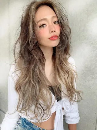 ミディアム カラー パーマ ヘアアレンジ 🎀愛されモテヘア♡ 梅澤夏基🎀のヘアスタイル