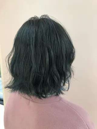 ショート カラー 小顔レイヤー/ ベージュ🤍Rieのヘアスタイル