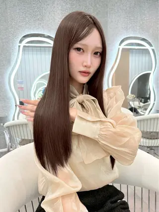 ロング ヘアアレンジ 🌻夏の透明感カラー 🩵韓国レイヤー櫻井のヘアスタイル
