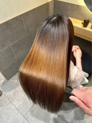ロング カラー パーマ 色落ちまで盛れる 💟まなみのヘアスタイル