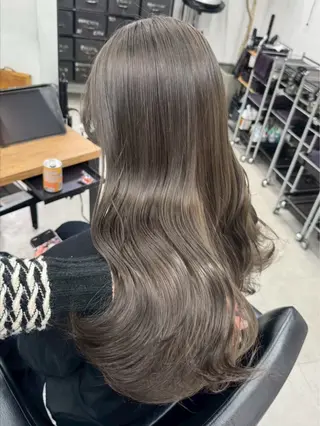 ロング カラー ヘアアレンジ ゆめか🦋 /似合わせカラー💖のヘアスタイル
