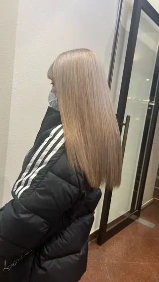 ロング カラー s.sweet NACHIKAのヘアスタイル