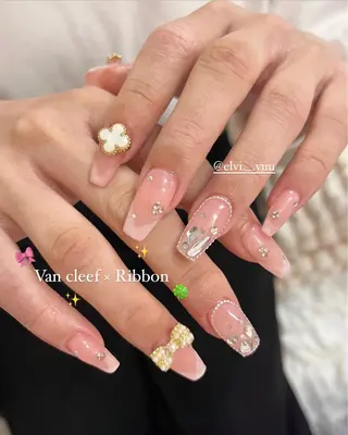 ネイル SALON ELVI.のネイルデザイン