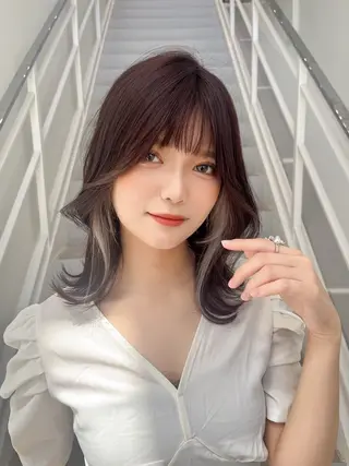 ミディアム 小嶋 真滋のヘアスタイル