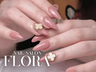 ネイル Flora nail salonのネイルデザイン