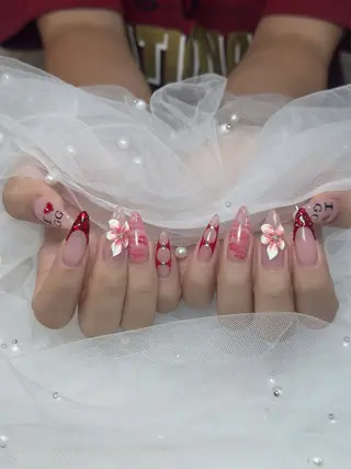 ネイル Eli Muse 新宿ネイルのネイルデザイン
