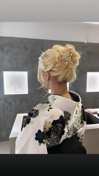 セミロング ヘアアレンジ 暖色カラー/ ストレート/くるみのヘアスタイル