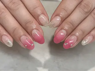 ネイル 志形 彩音のネイルデザイン