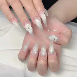ネイル HIN NAILのネイルデザイン