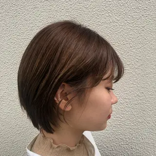 ショート カラー やまさきえりこ ニュアンスパーマのヘアスタイル