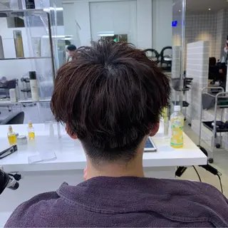 ショート カラー パーマ メンズ メンズパーマ特化 TAIGAのヘアスタイル