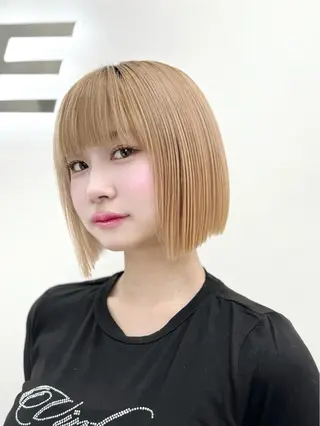 ショート カラー ヘアアレンジ 縮毛矯正🤍 ボブ/ HIKARIのヘアスタイル