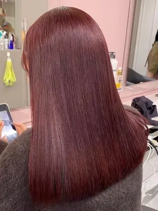 カラー 儚いピンク🩷 ／メンズパーマのヘアスタイル