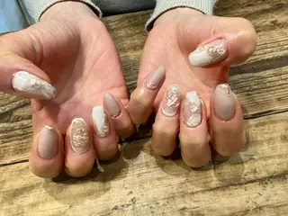 ネイル 佐藤 悠子のネイルデザイン