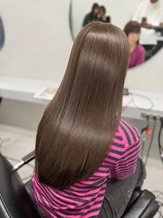 ロング ピンク/グレージュ 髪質改善SOMAのヘアスタイル