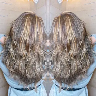 ロング 店長✨レイヤー✖️ 髪質改善✖️韓国ヘアのヘアスタイル