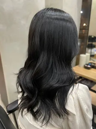 ミディアム カラー La fith/ Renoのヘアスタイル