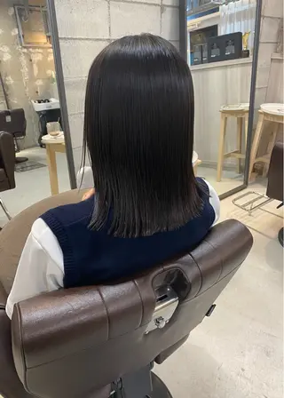 ミディアム 松本 瑠菜のヘアスタイル