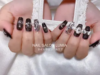 ネイル ネイルサロン ルミア Lumia 店長施術のネイルデザイン