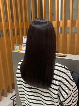 セミロング パーマ 酸性ストレート🫧 パーマ💫／ヒロトのヘアスタイル