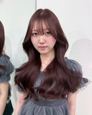 ロング りく/ハイトーン/髪 質改善/ブリーチ縮毛のヘアスタイル