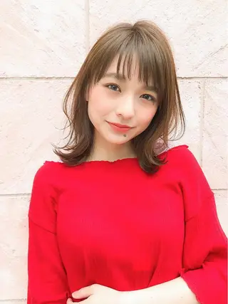 セミロング カラー ヘアアレンジ 🥞ベージュ系カラー 【すずきりほ】🥞のヘアスタイル
