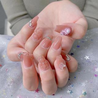 ネイル Queens テイのネイルデザイン