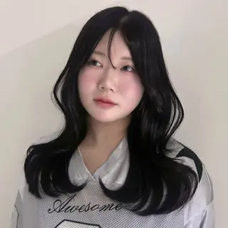 ロング yuuka 🖤韓国ヘア🖤のヘアスタイル