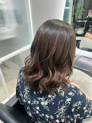 セミロング 似合わせカット🎀 上谷 汐織のヘアスタイル