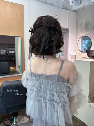 ミディアム ヘアアレンジ karin🌛ボブ／ 透明感たっぷりカラーのヘアスタイル
