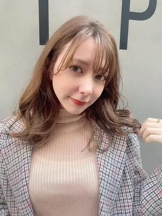 セミロング ヘアアレンジ 銀座メンズ専門🖤 叶奈々のヘアスタイル