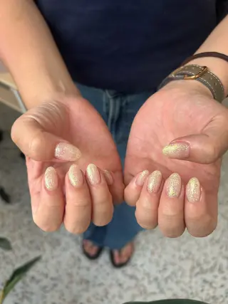 ネイル 小松 千冬のネイルデザイン